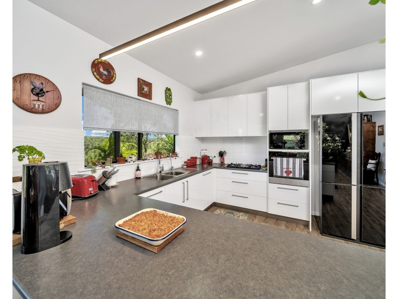 677 Millstream Parade, Millstream QLD 4888