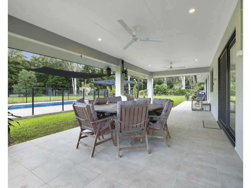 76B Giffin Road, White Rock QLD 4868