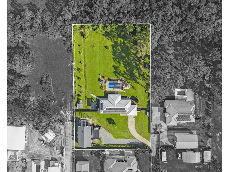 76B Giffin Road, White Rock QLD 4868