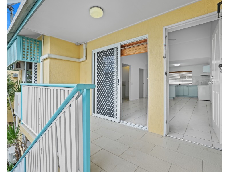 6/27 Balaclava Road, Earlville QLD 4870