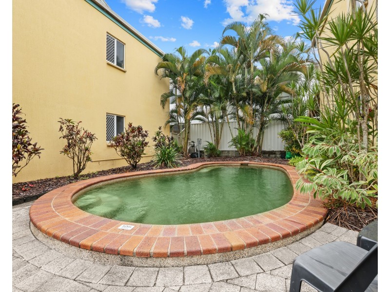 6/27 Balaclava Road, Earlville QLD 4870