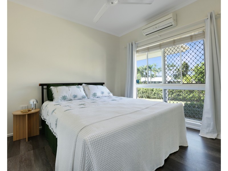 6 Boonaree Close, Mount Sheridan QLD 4868