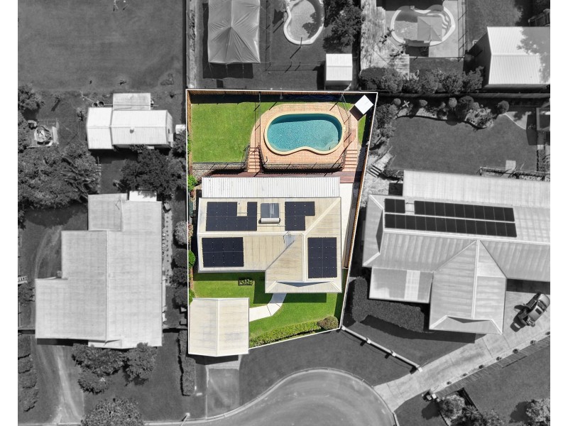 6 Boonaree Close, Mount Sheridan QLD 4868