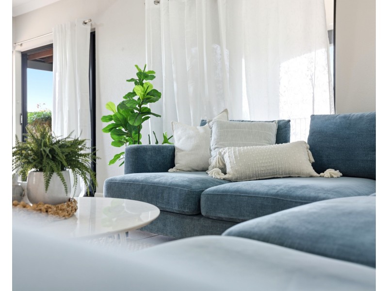 1 Torazzi Place, Mooroobool QLD 4870