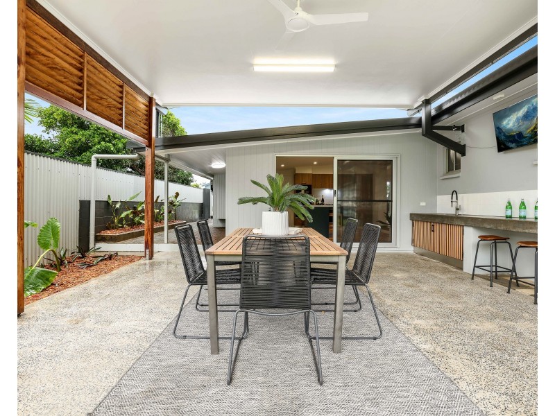 13 Woomala Street, Woree QLD 4868