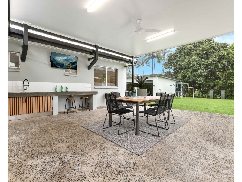 13 Woomala Street, Woree QLD 4868