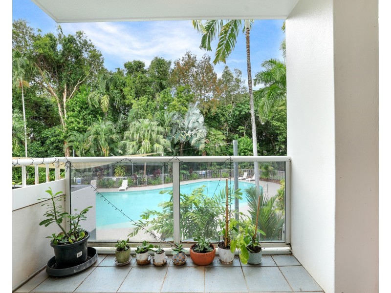 215/305-341 Coral Coast Drive, Palm Cove QLD 4879