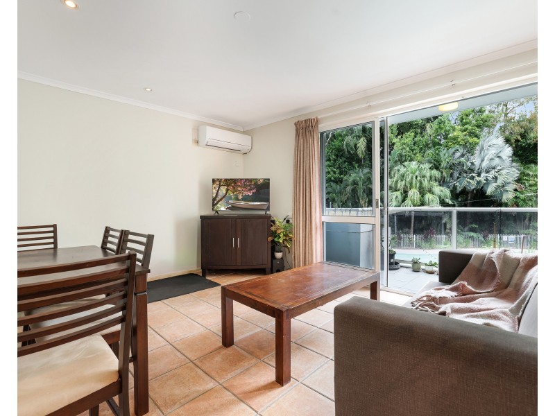 215/305-341 Coral Coast Drive, Palm Cove QLD 4879