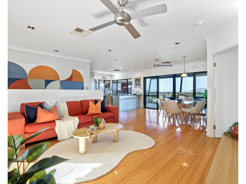 3 Hayles Close, Mooroobool QLD 4870