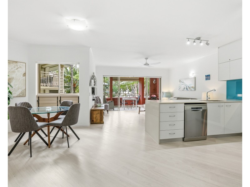 321/49-63 Williams Esplanade, Palm Cove QLD 4879