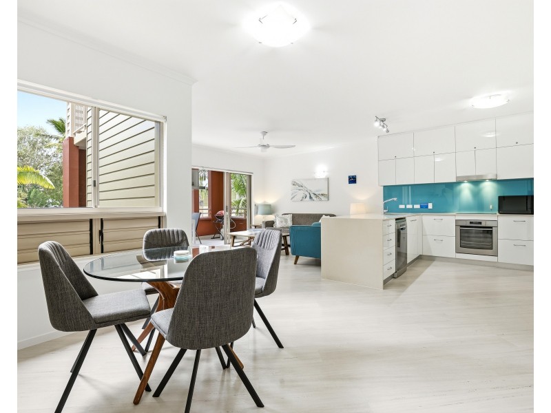 321/49-63 Williams Esplanade, Palm Cove QLD 4879