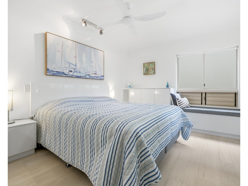 321/49-63 Williams Esplanade, Palm Cove QLD 4879