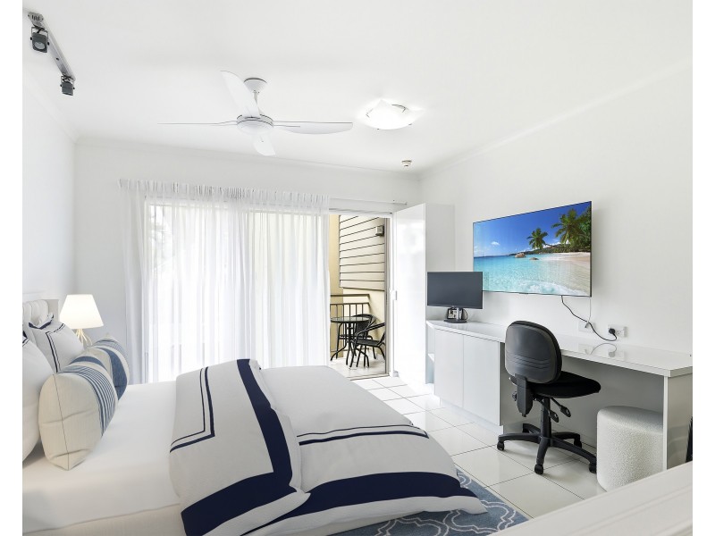 321/49-63 Williams Esplanade, Palm Cove QLD 4879