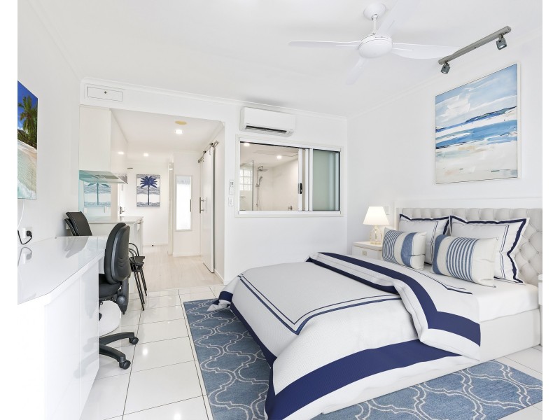 321/49-63 Williams Esplanade, Palm Cove QLD 4879