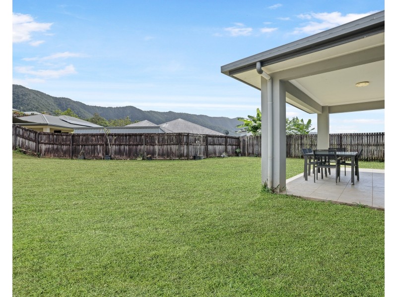 8 Hamelin Street, Bentley Park QLD 4869