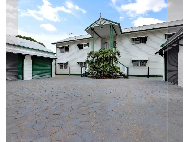 2/9 Varese Street, Woree QLD 4868