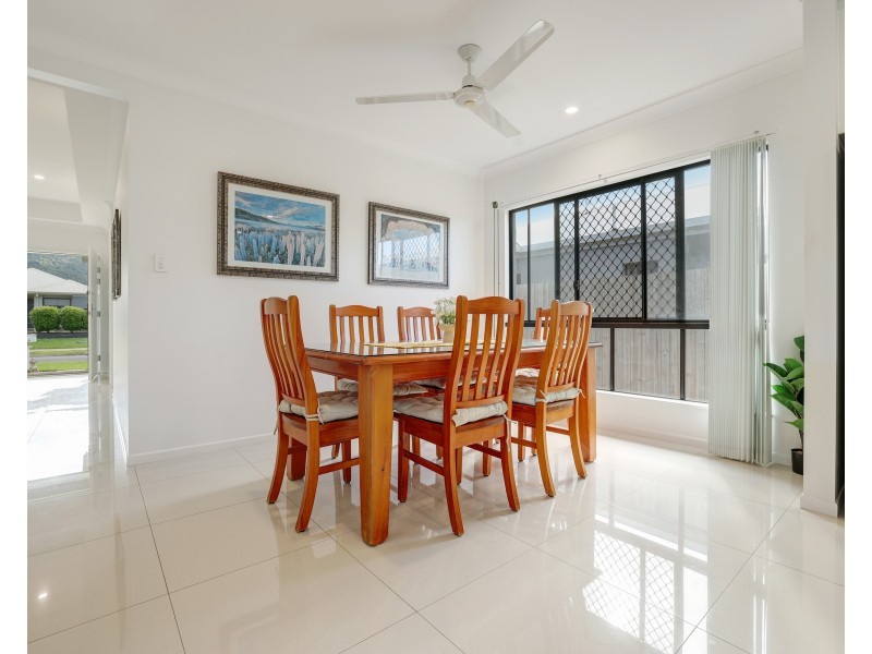11 Girringun Parade, Mount Peter QLD 4869