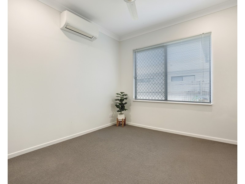 11 Girringun Parade, Mount Peter QLD 4869