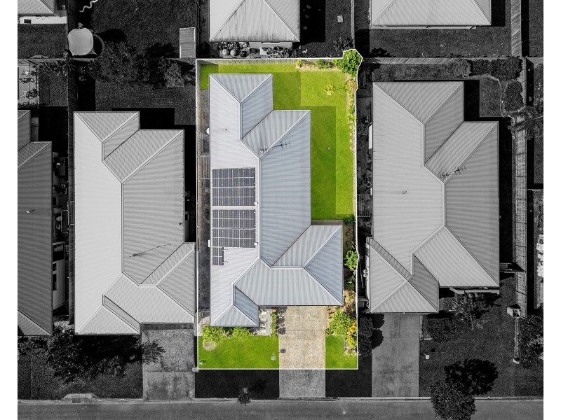 11 Girringun Parade, Mount Peter QLD 4869
