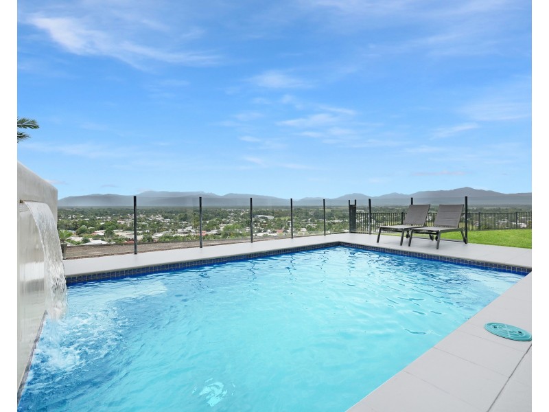 18 Jumna Close, Bentley Park QLD 4869