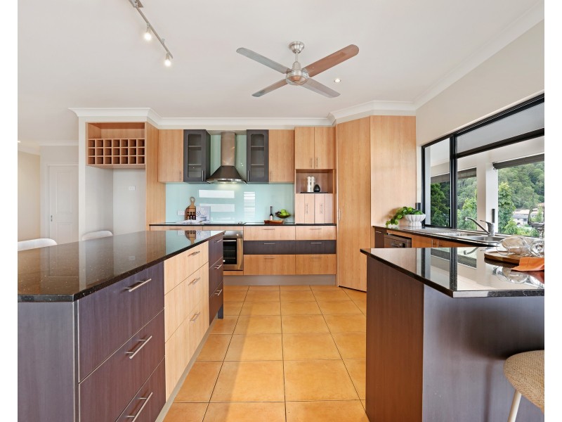 18 Jumna Close, Bentley Park QLD 4869