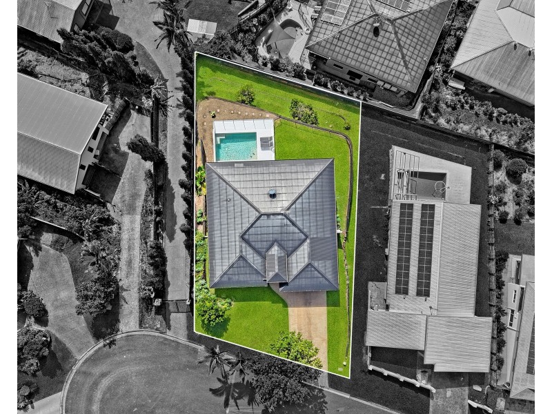 18 Jumna Close, Bentley Park QLD 4869