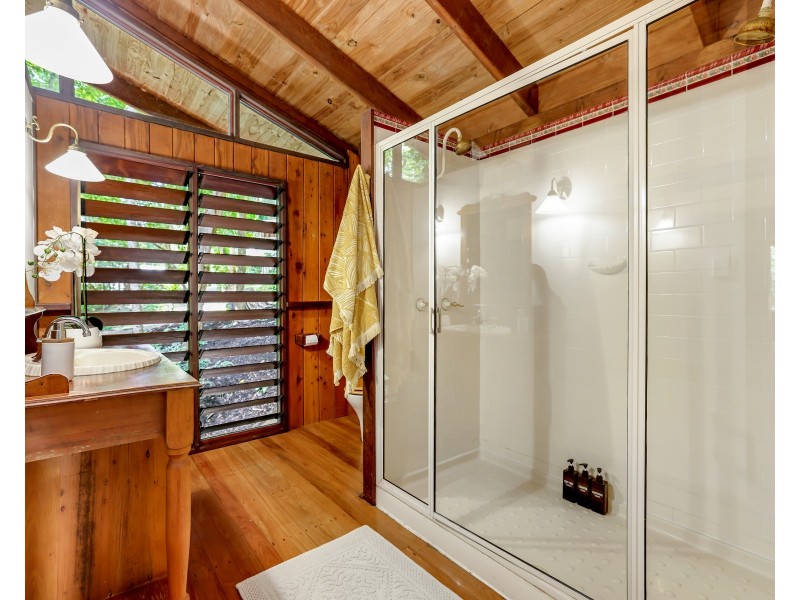 19 Cananga Close, Kamerunga QLD 4870