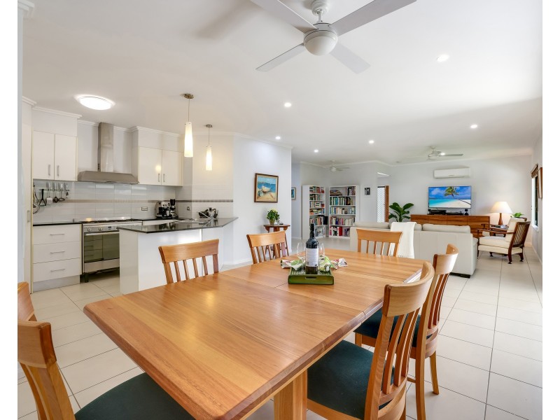 15 McBride Street, Redlynch QLD 4870