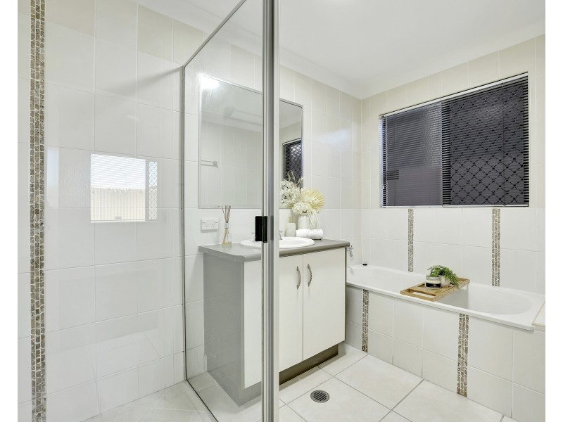 203 Esplanade, Cairns North QLD 4870