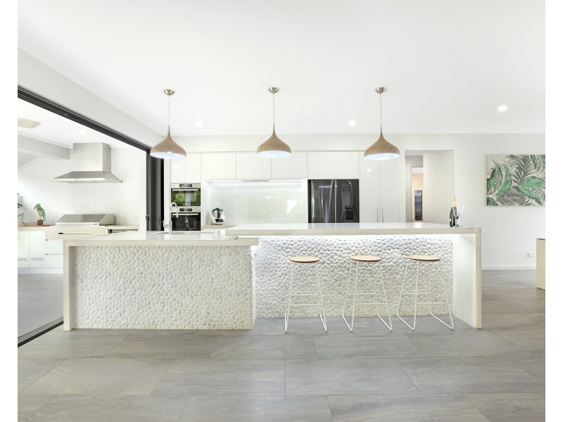 32 Iridescent Drive, Trinity Park QLD 4879