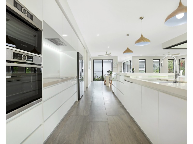 32 Iridescent Drive, Trinity Park QLD 4879