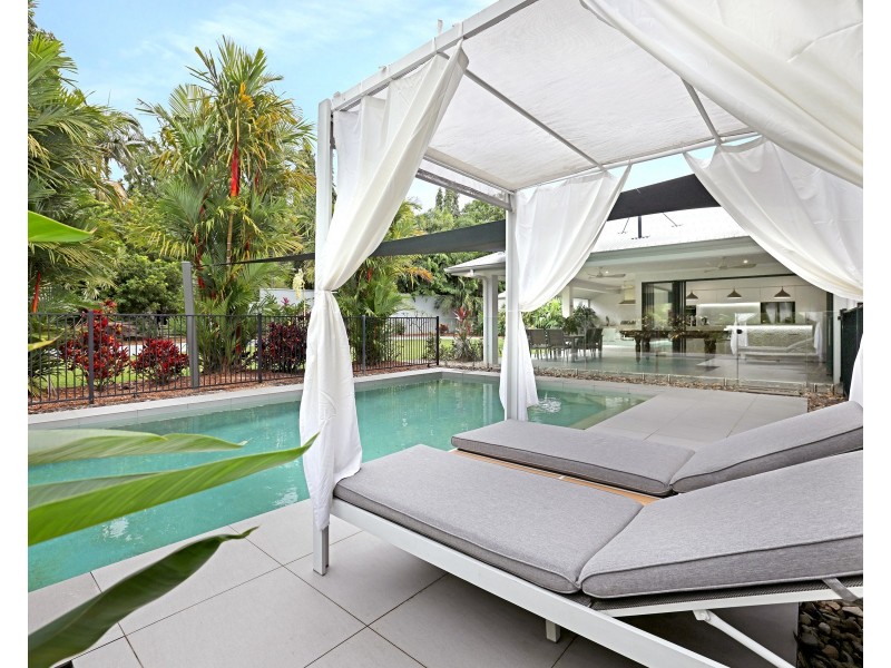 32 Iridescent Drive, Trinity Park QLD 4879