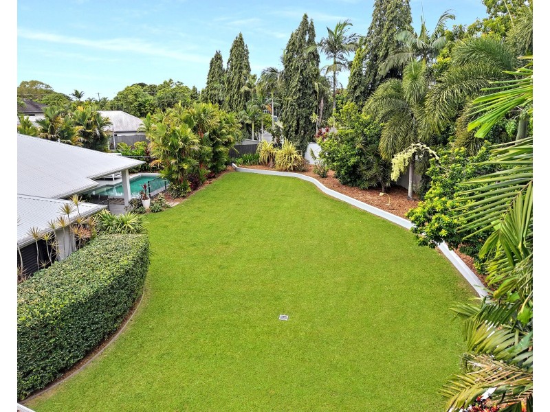 32 Iridescent Drive, Trinity Park QLD 4879