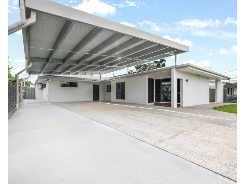 8 Maria Street, Woree QLD 4868
