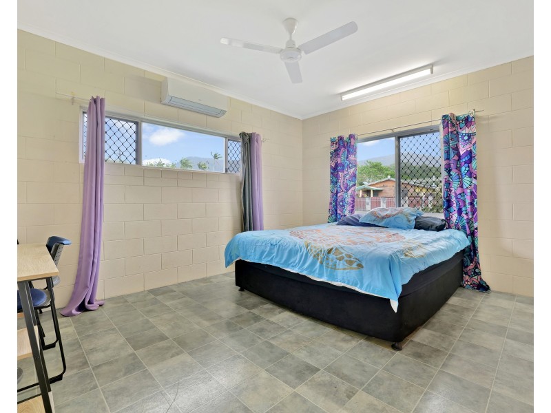 24 Angela Street, Woree QLD 4868