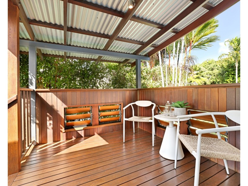 221 Woodward Street, Whitfield QLD 4870