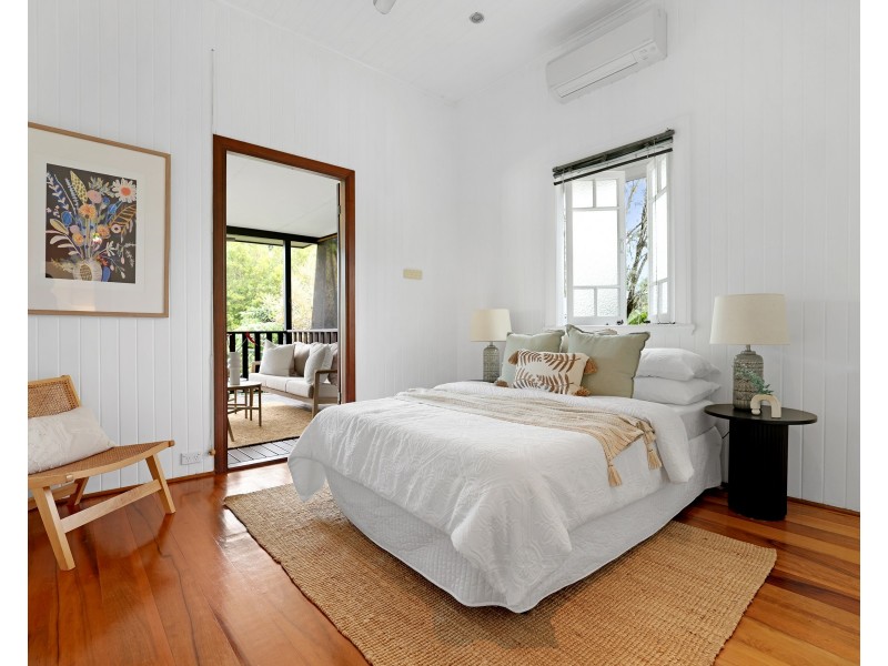 221 Woodward Street, Whitfield QLD 4870
