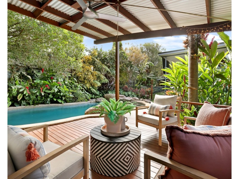 221 Woodward Street, Whitfield QLD 4870