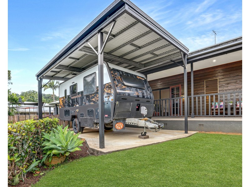 3 Clearwater Street, Freshwater QLD 4870