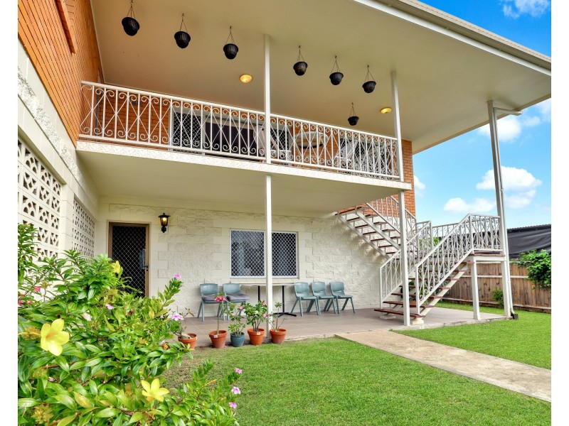 66 Sondrio Street, Woree QLD 4868