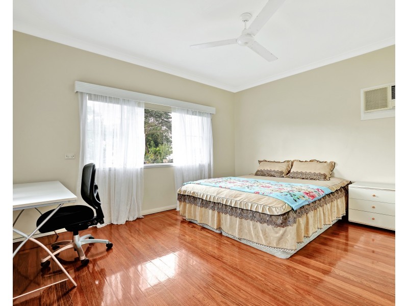 66 Sondrio Street, Woree QLD 4868