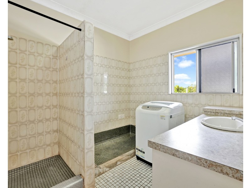 66 Sondrio Street, Woree QLD 4868