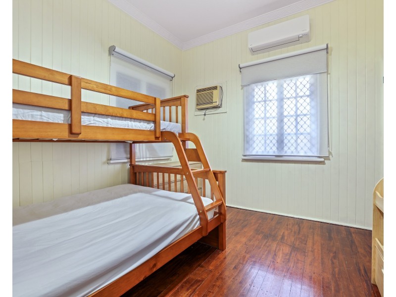 27/404-418 McCoombe Street, Mooroobool QLD 4870