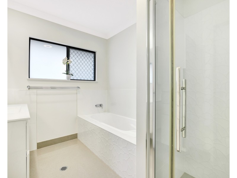 26 Lorne Loop, Kewarra Beach QLD 4879