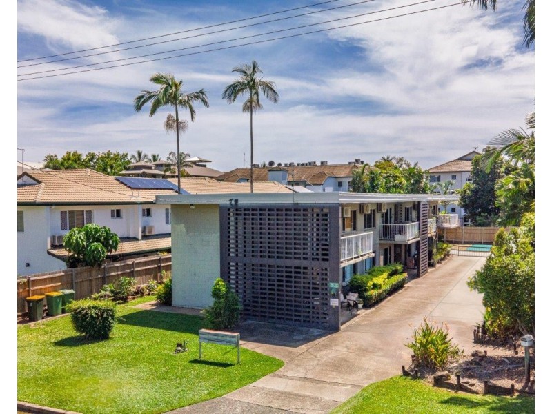 8/46 Moore Street, Trinity Beach QLD 4879
