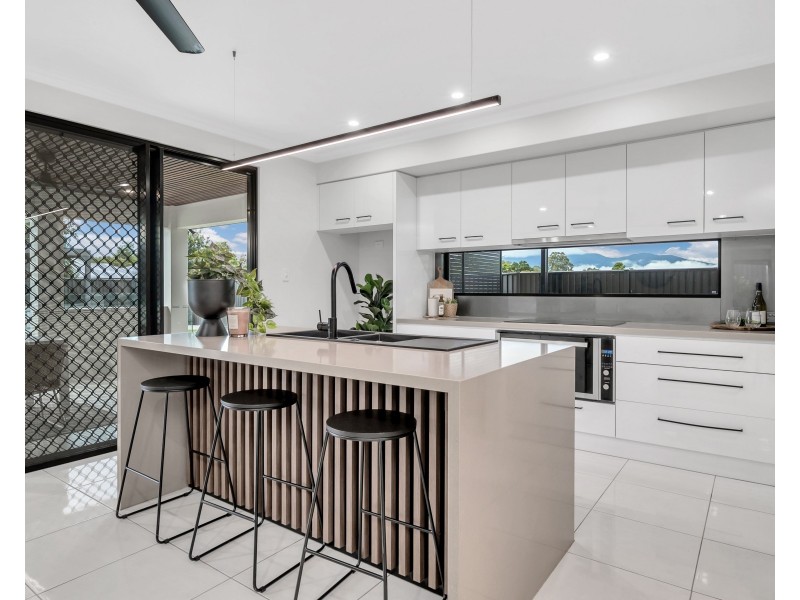 16 Leighton Crescent, Gordonvale QLD 4865
