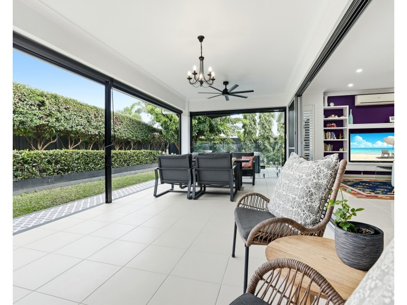5 Byerstown Link, Trinity Park QLD 4879