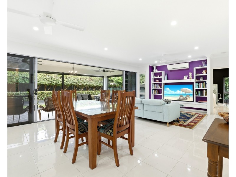 5 Byerstown Link, Trinity Park QLD 4879