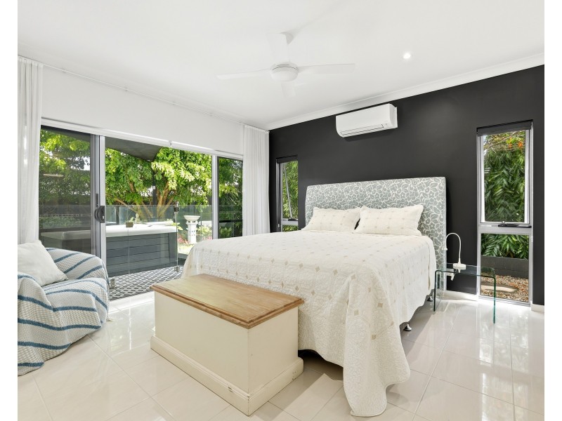 5 Byerstown Link, Trinity Park QLD 4879
