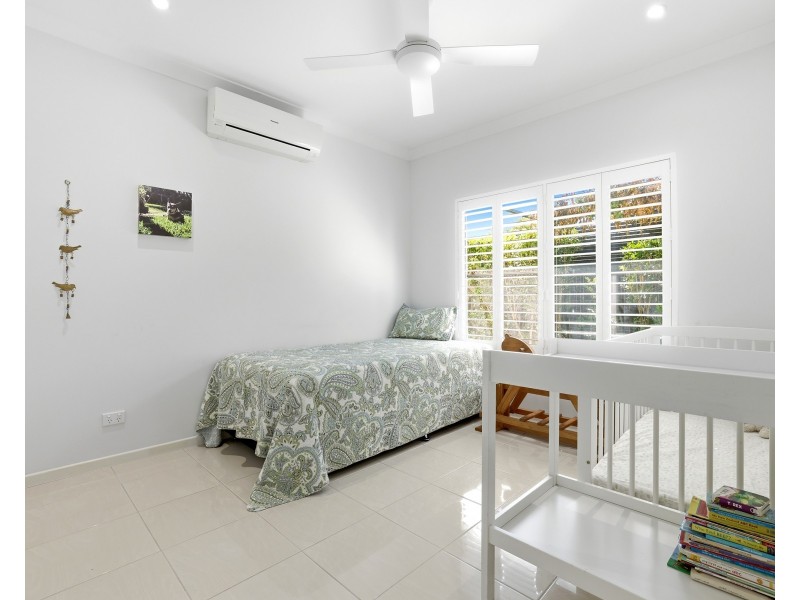 5 Byerstown Link, Trinity Park QLD 4879